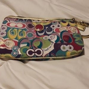 Med. Size Poppy CC Coach wristlet